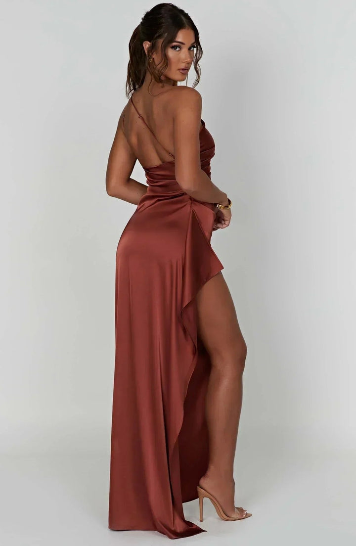 Laura | Dame Asymmetrisk One-Shoulder Satin Maxi Aftenkjole Høj Slids
